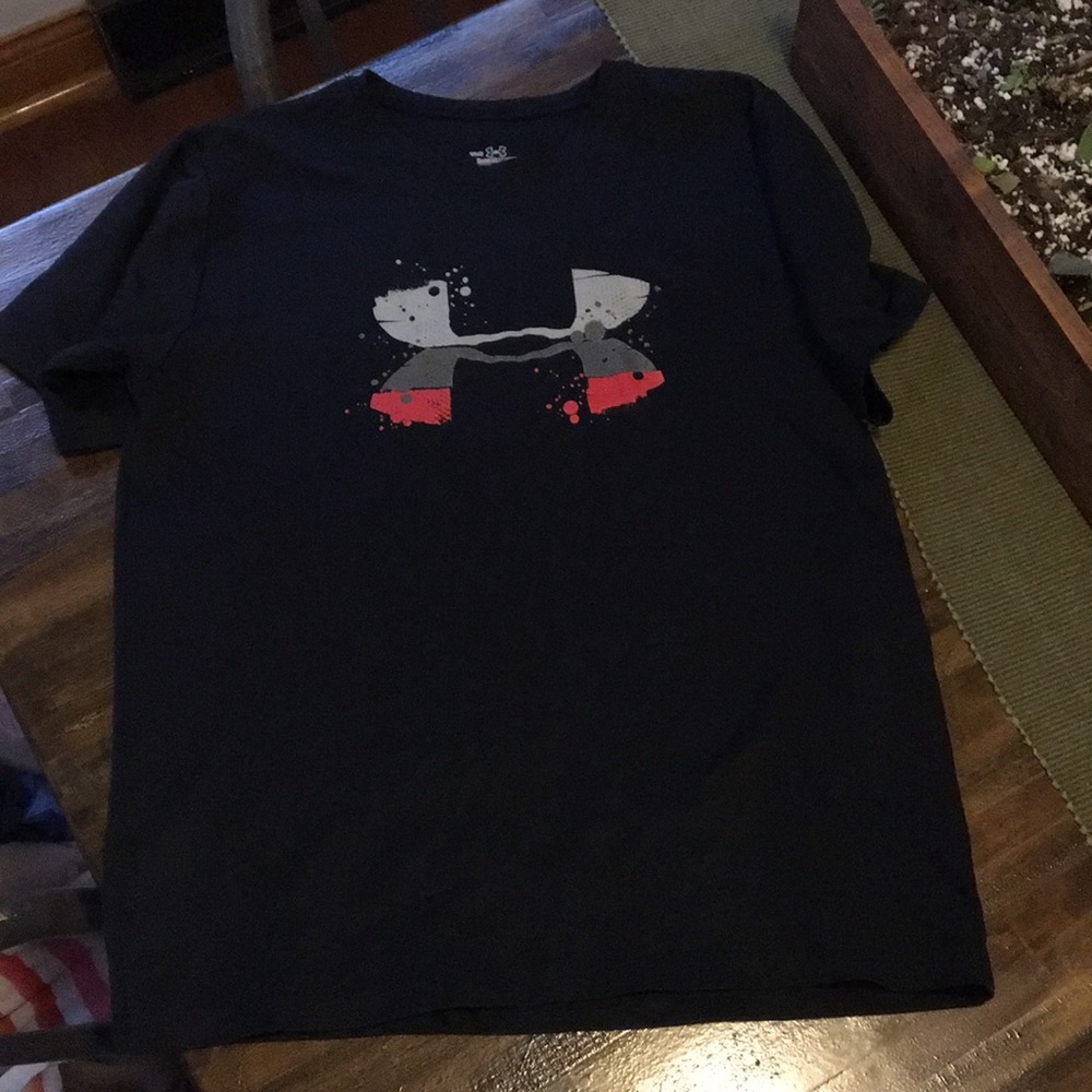 Youth boys Under Armour T-shirt